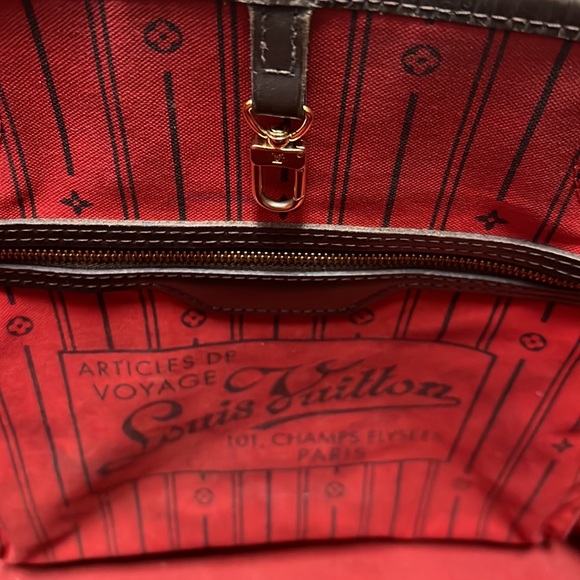 Louis Vuitton Med Neverfull - Picture 7 of 7